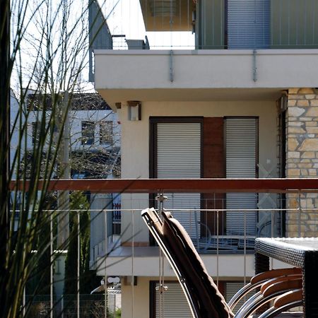 Lakeside Luxury Apartment Zamárdi エクステリア 写真