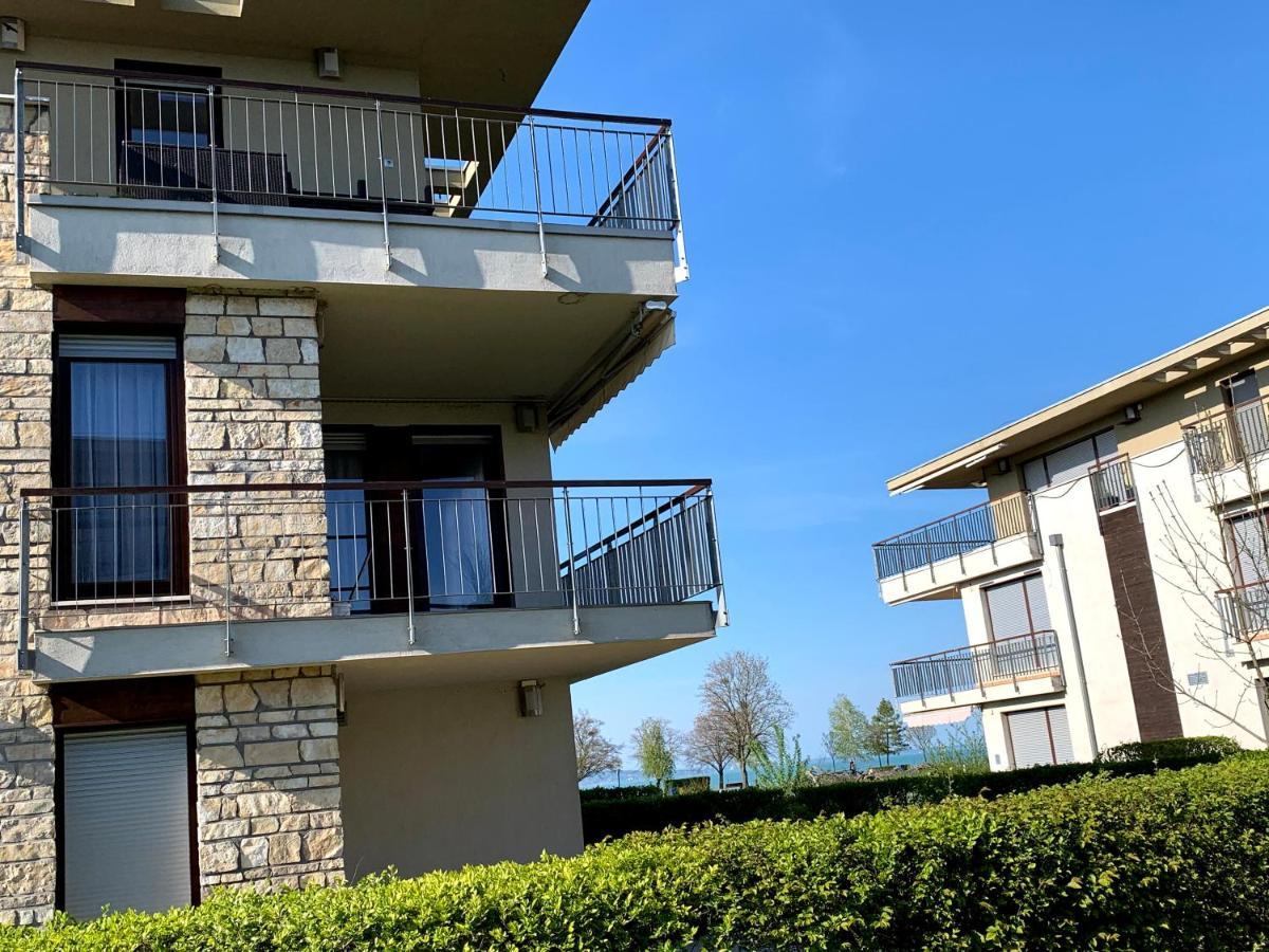 Lakeside Luxury Apartment Zamárdi エクステリア 写真